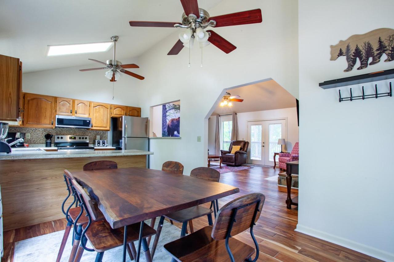 Little Cub Cottage - Mtn Views & Community Pools Gatlinburg Exteriér fotografie