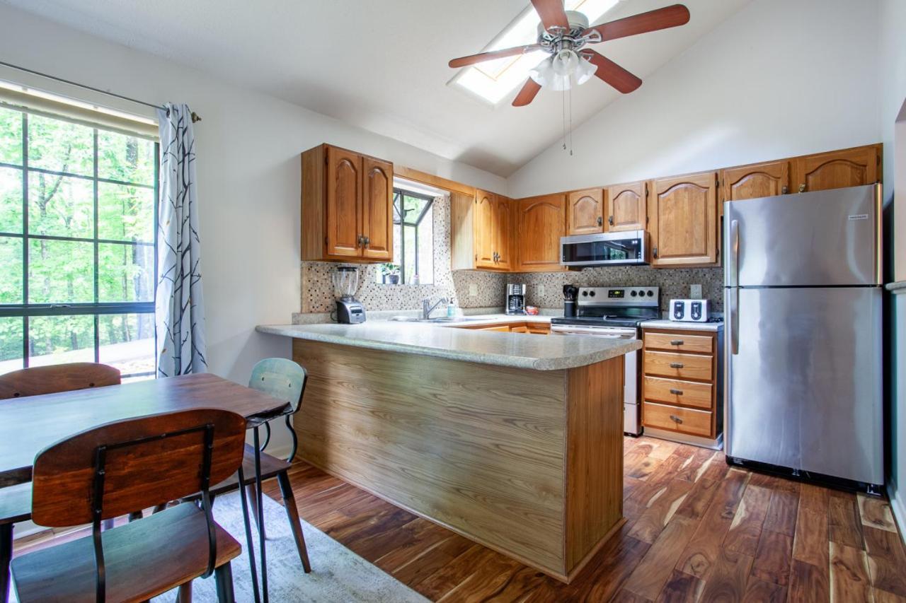 Little Cub Cottage - Mtn Views & Community Pools Gatlinburg Exteriér fotografie