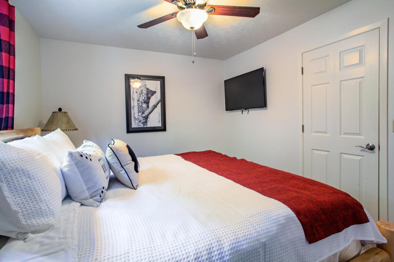 Little Cub Cottage - Mtn Views & Community Pools Gatlinburg Exteriér fotografie